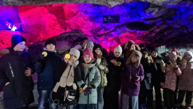 Ксюша в Кунгуре с классом