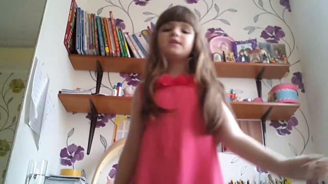 Баранова  Полина  ( Там где клен шумит )