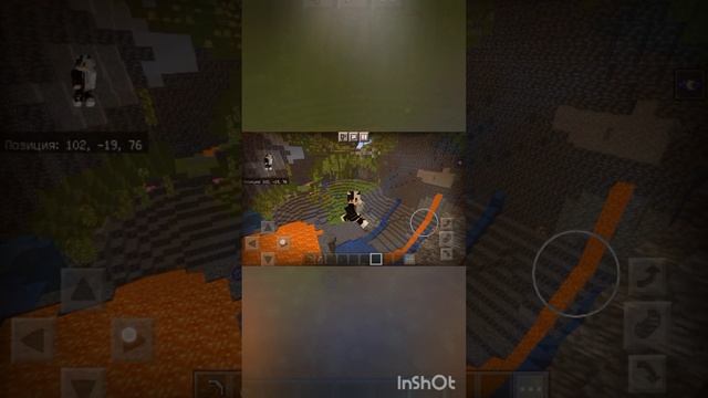 Факел в левой руке, который освещает путь в Bedrock МАЙНКРАФТ.!!???