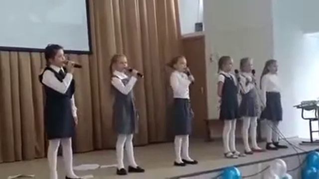 Учителей любимые глаза