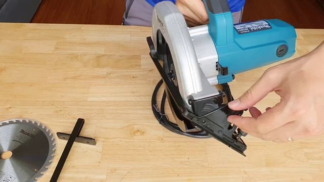 MAKITA M5801B - Máy Cưa Đĩa Nhỏ Gọn Cho Dân DIY | MAKITA M5801B - Compact Circular Saw For DIY