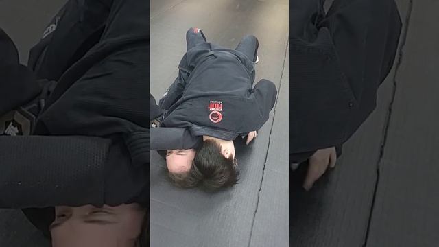 Jiu-Jitsu Walkthrough Of Head And Arm Choke Aka Arm Triangle