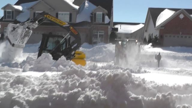 Clearing Driveways After Snowpocalypse 2016