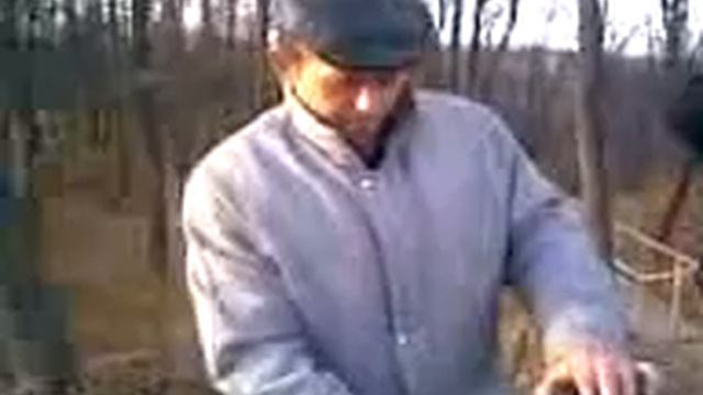 Как люди выживают в деревне.3gp