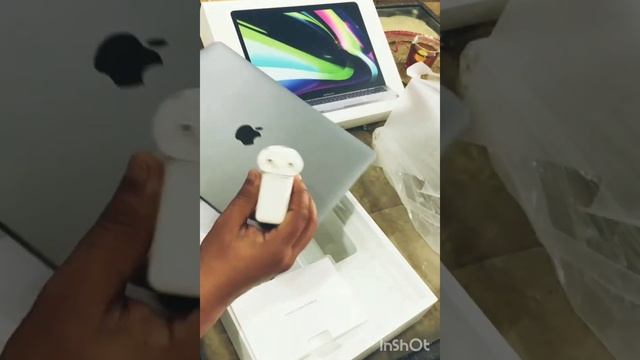 Unboxing Macbook Pro | Silver Colour | 16 GB | 1TB Storage | Apple