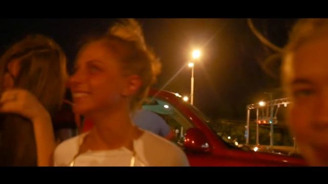 Ass Vs Escalade (18+)