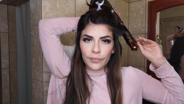 How I Curl My Hair With A FoxyBae Wand - Tutorial