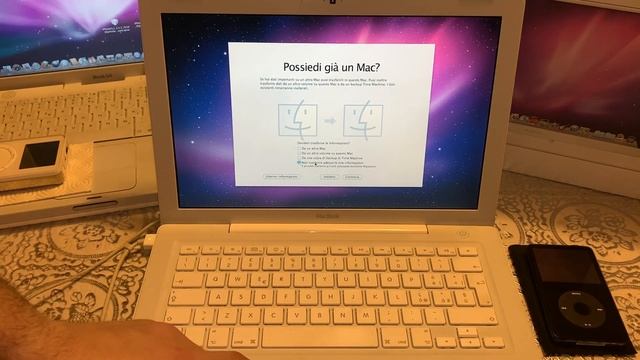 Mac OS X 10.6 Snow Leopard Intro Welcome Video [+ Setup]