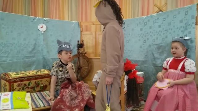 Спектакль по произведению С.Я. Маршака Сказка о глупом мышонке старшая - подготовительная группа