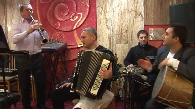 ЮРА АВАНЕСЯН И АСЛАН ЛАЛАЯН