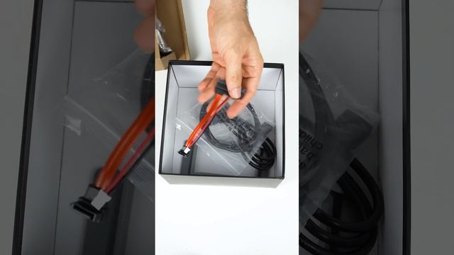 Unboxing Morefine M600 Ryzen 6900HX Mini PC