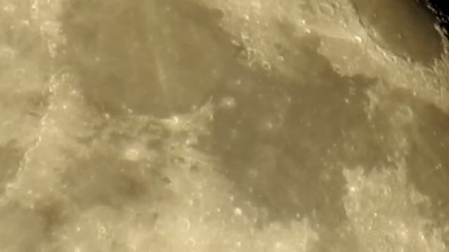 Nikon CoolPix P900 Moon Video
