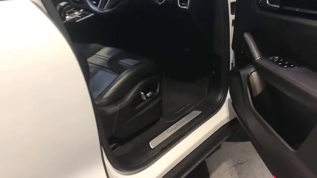 Porsche Cayenne Coupe 2020!