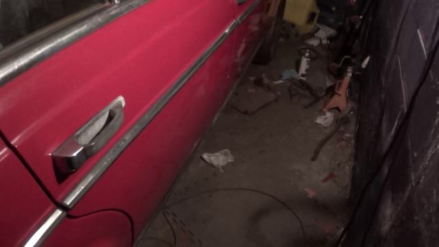 1983 Mercedes-Benz 240D - part 150: passenger side trim