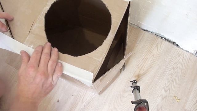 Сделал Домик для кошки из картона и ткани
