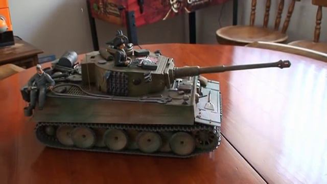TAMIYA 1:16 Scale RC TANK - German TIGER TANK