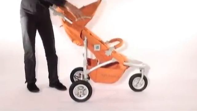 Poussette Magazine : Dépliage De La Poussette Red Castle Whizz