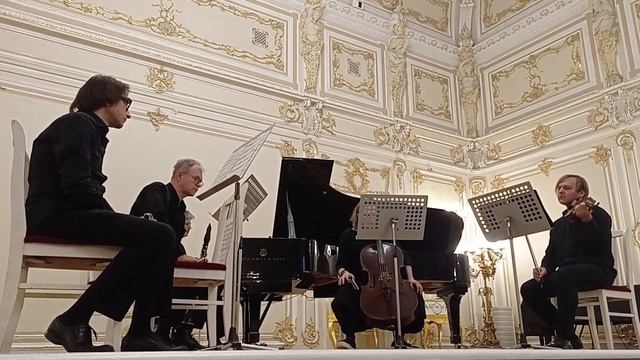 Леонид Резетдинов «Мир Крама» для флейты, кларнета, фортепиано, скрипки и виолончели
