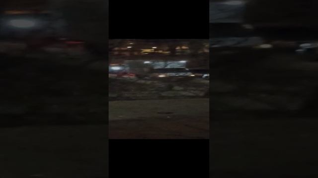 VID_20230415_230551.mp4