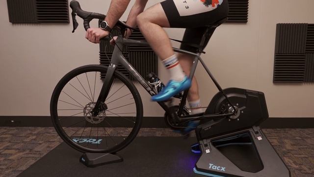 TACX® NEO Motion Plates: For Your Most Realistic Ride Yet – Garmin® Retail Training