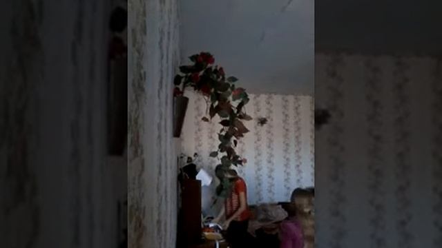 Нас снимала скрытая камера.Пранк над сестрой с братом.Не кликбейт.смотреть всем??