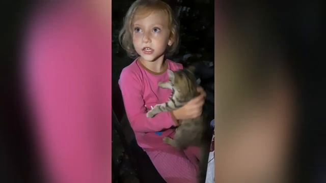 Весёлые приключения на ДАЧЕ у подруги!)