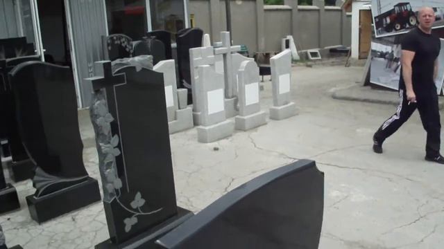 образцы гранитных памятников