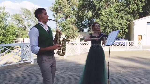 Emilio & Anna - Mas Que Nada (saxophone And Violin Duo)