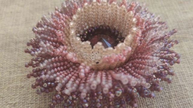 Цветок из бисера в технике ндебеле своими руками. Бисероплетение. Мастер-класс