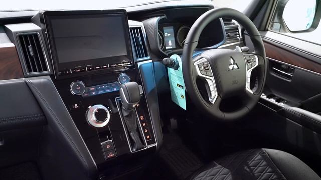 ( 4K ) Mitsubishi Delica D:5 P 