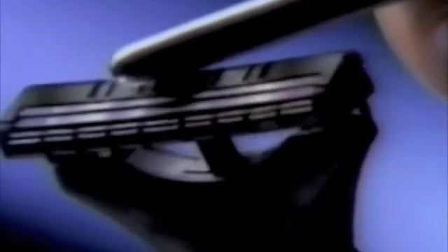 Schick Tracer commercial - 1991