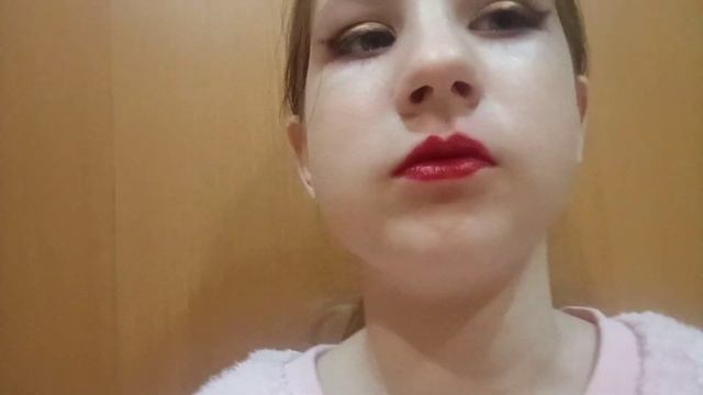 Макияж, образы и маникюр на Хеллоуин 2023