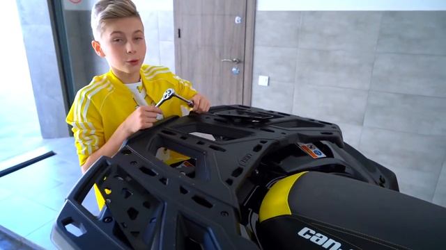 Новьій квадрик BRP пртив БЕНЗО-ПИЛЬІ. Что могло НЕ так?Распаковка и установки колір на квадрик...