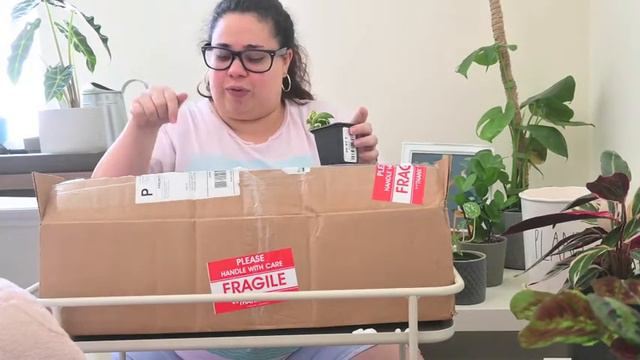 Peace, Love And Happiness Club Unboxing