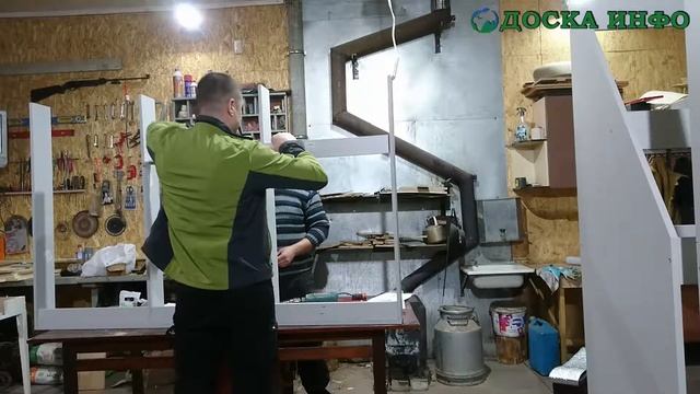 Стойки для обоев