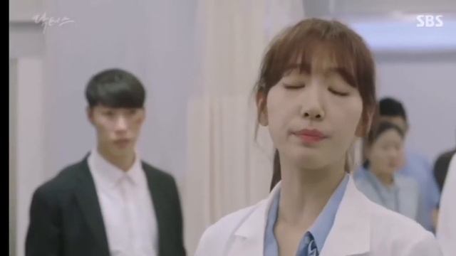 Дорама: врачи. Разве не круто дерётся!