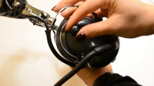 Шумозащищенная гарнитура для раций и радиостанций COMRADE BH1