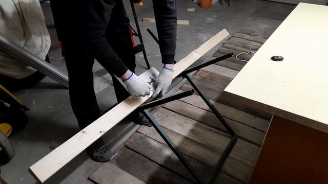 Гараж. Обустройство рабочего места.