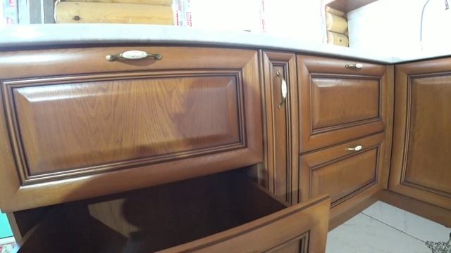 ГЕЛЕНДЖИК КУХНИ ИЗ МАССИВА. МЕБЕЛЬ НА ЗАКАЗ В ГЕЛЕНДЖИКЕ