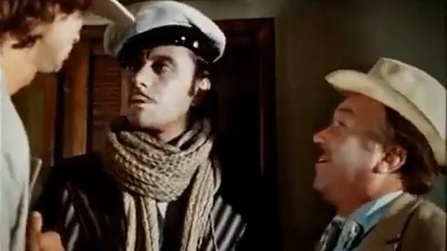 Со мной мальчик...Это ваш мальчик?