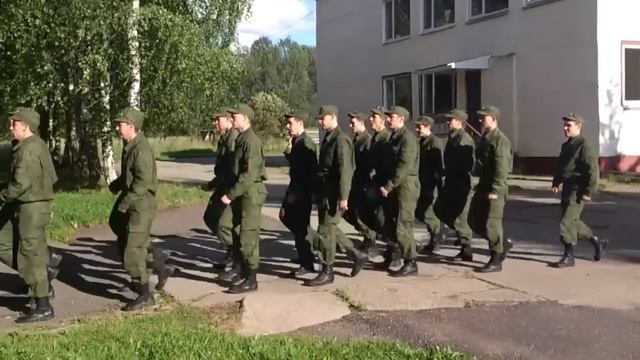 У солдата выходной. Сборы 2012 вч 40963 курсанты МГУ