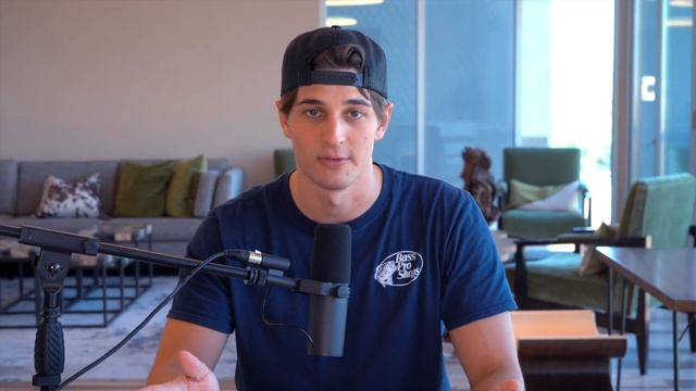 How I Turned $300 To $100,000 At 19 (My Side Hustles)