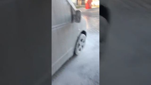 Мерс в піні,мойка