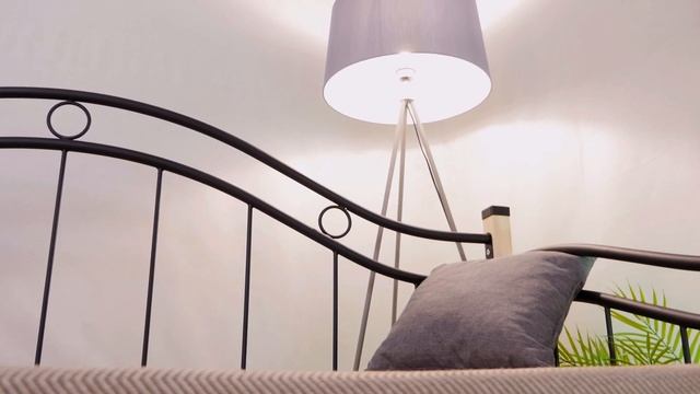 Металлическая кровать 