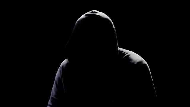 ЧЁРНАЯ МЕТКА ОТ ОККУЛЬТИСТА