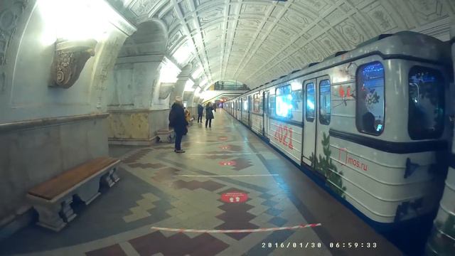 Отправление Новогоднего Еж3/Ем508Т со станции Киевская