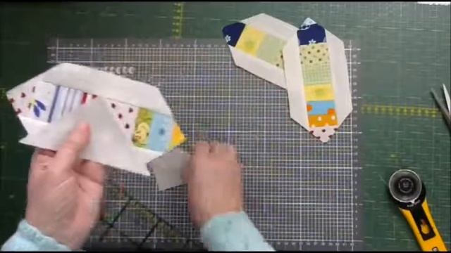 Маленькие хитрости пэчворка 47  Блок из мусорной коробки. Блок Виктории Котенко