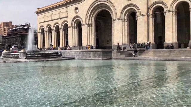 Yerevan Vlog. Включили Фонтаны ⛲️.Теплынь. Гуляем С Эдом В Центре. 2750 Фонтанов.