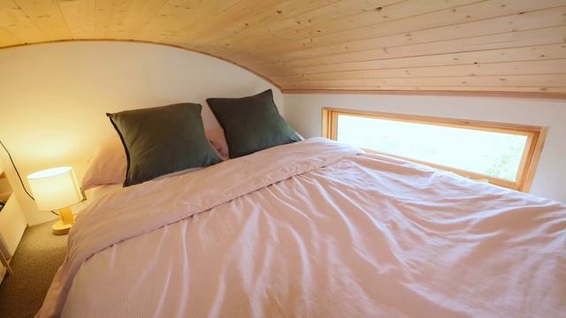 For The Cost Of A Year's London Rent, They Built This Amazing Tiny House!