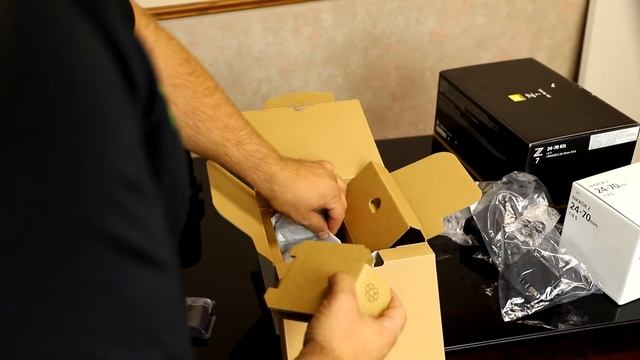 Nikon Z7 24-70mm F4 Lens Kit, Unboxing & FTZ Adapter And Initial Thoughts,